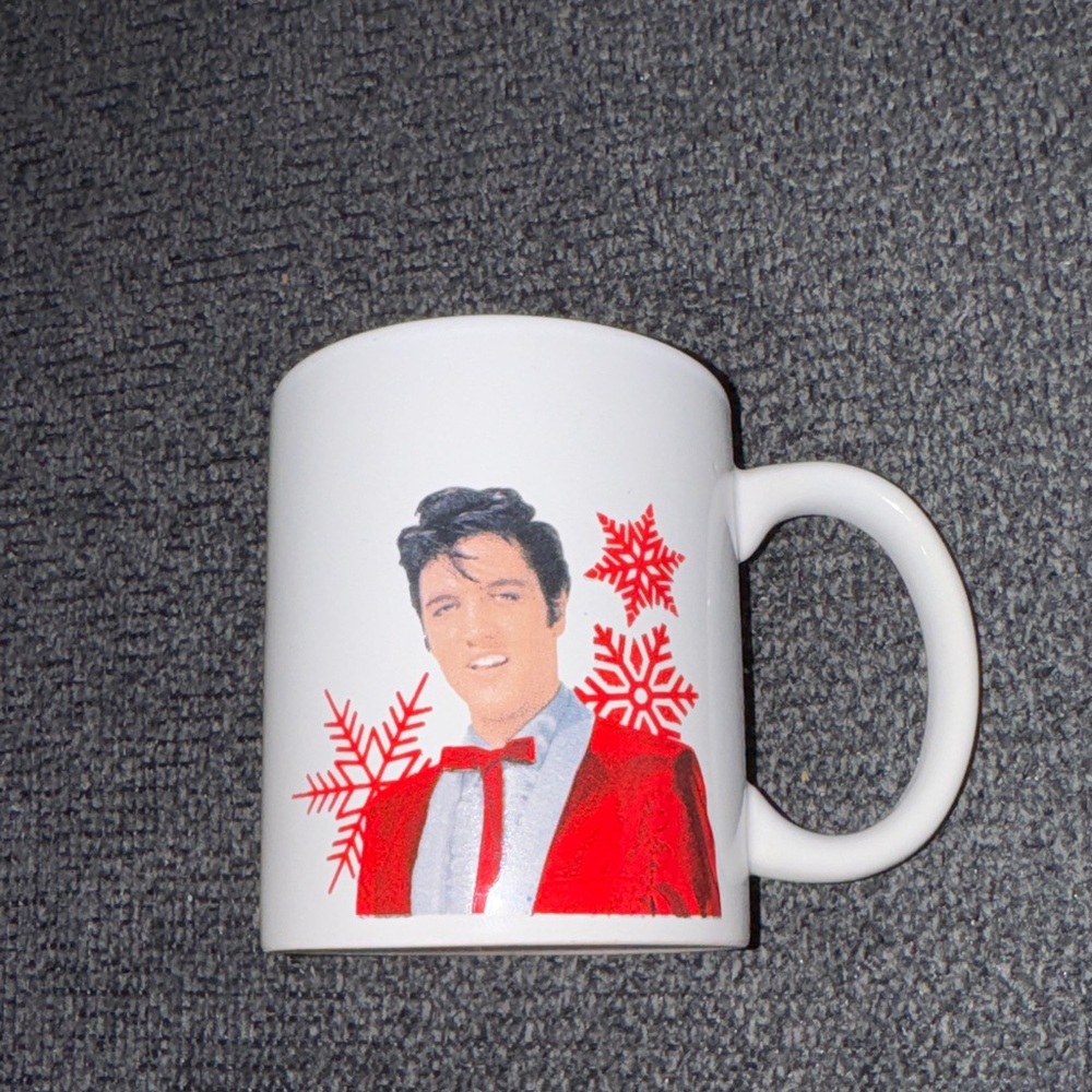 Elvis Presley White Christmas Holiday Mug Cup Red Snowflake Licensed